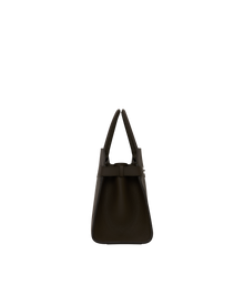 Madeleine 30